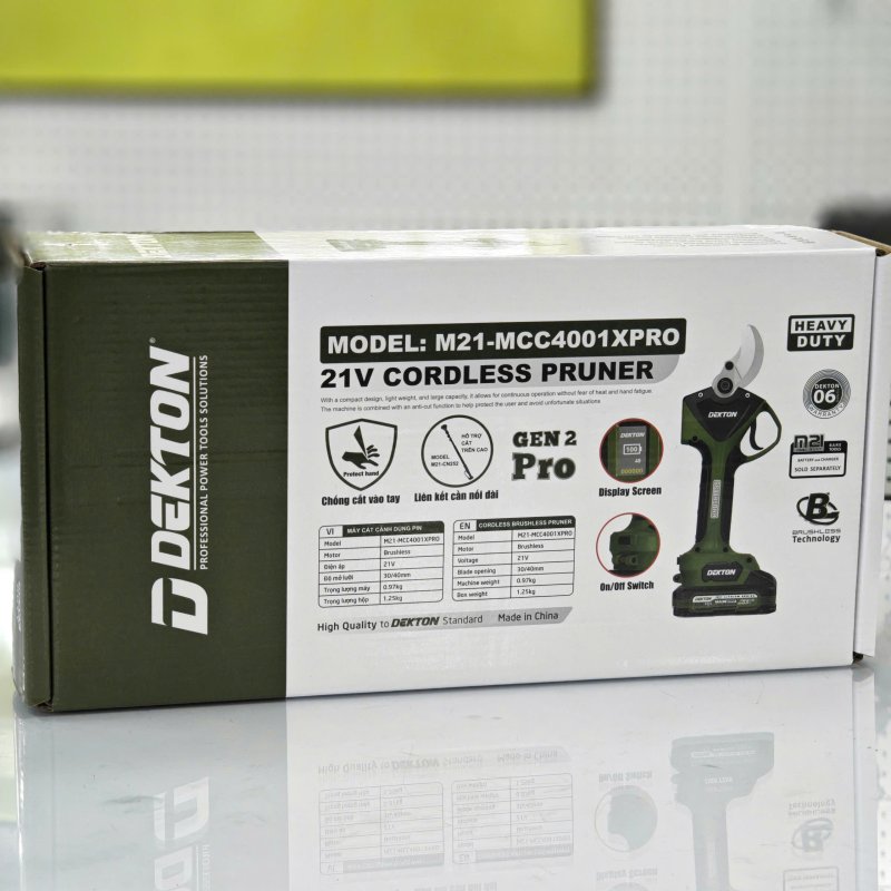 Kéo cắt cành dùng pin 21V Dekton M21-MCC4001XPRO (Chưa Pin & Sạc)