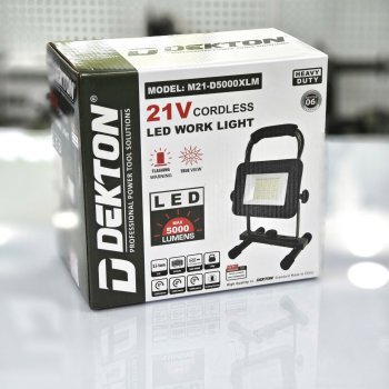 Đèn công trình 21V Dekton M21-D5000XLM (Chưa Pin & Sạc)