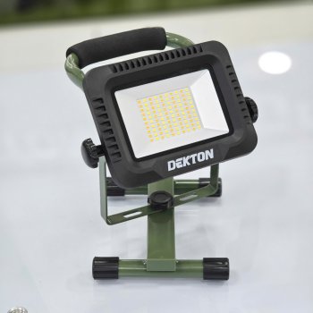 Đèn công trình 21V Dekton M21-D5000XLM (Chưa Pin & Sạc)