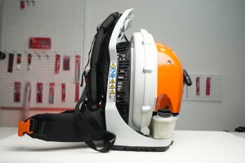 Máy thổi lá STIHL BR 700