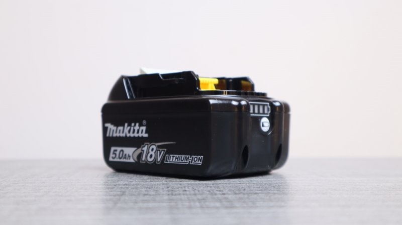 18V 5.0Ah Pin Makita BL1850B (197280-8)