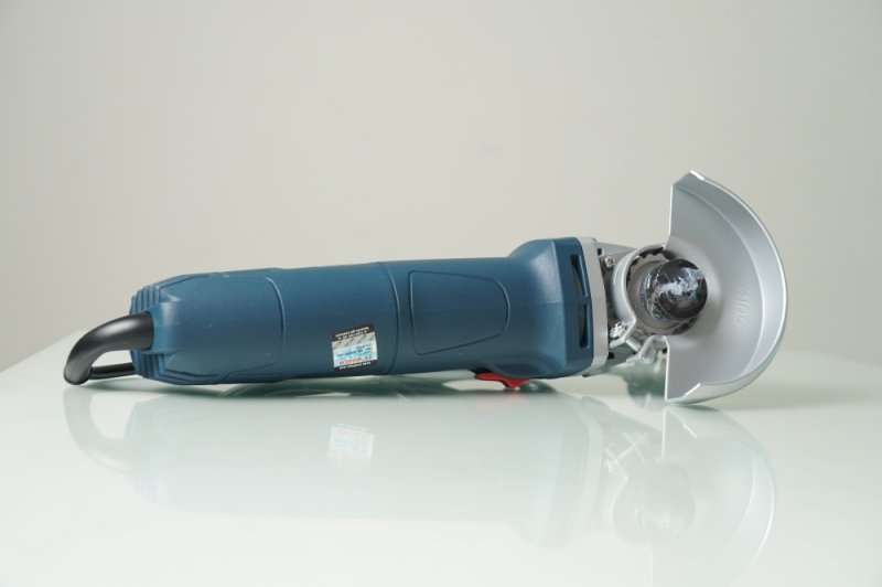 Máy mài góc Bosch GWS 700