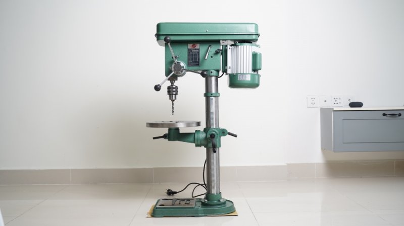 Máy khoan bàn CDS16N (1m)