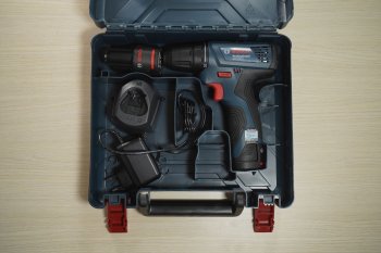Máy khoan dùng pin Bosch GSR 120-LI GEN II
