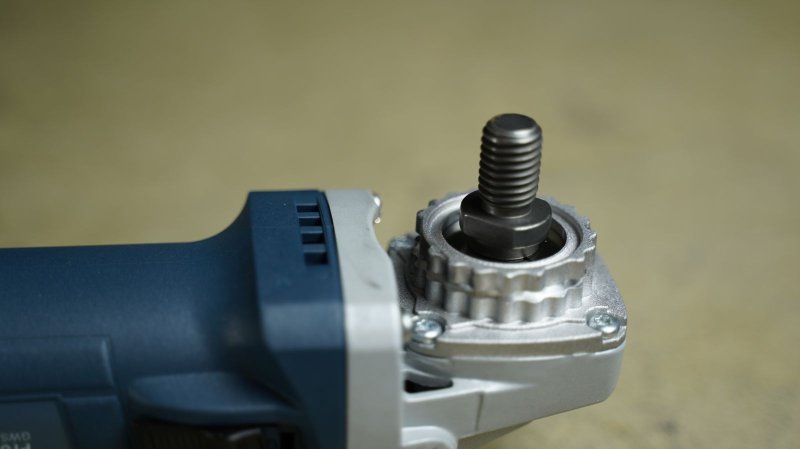 Máy mài góc Bosch GWS 900-125S (Điều chỉnh tốc độ)