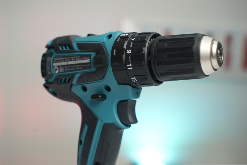 Combo Makita 16 - Máy Khoan Búa Vặn Vít Dùng Pin DHP459 + Pin 3.0Ah + Đế Sạc Nhanh
