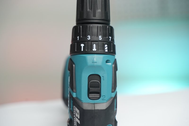 Máy khoan búa vặn vít dùng PIN Makita DHP459Z (Chưa kèm Pin & Sạc)