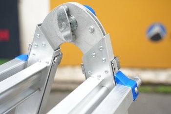 Thang nhôm gấp đa năng Nikawa NKE-44