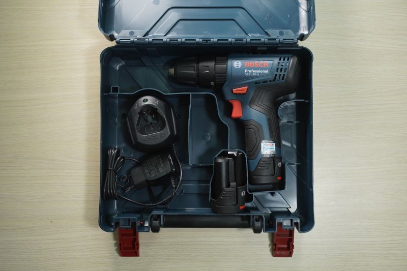 Máy khoan động lực dùng pin 12V Bosch GSB 120-LI GEN II
