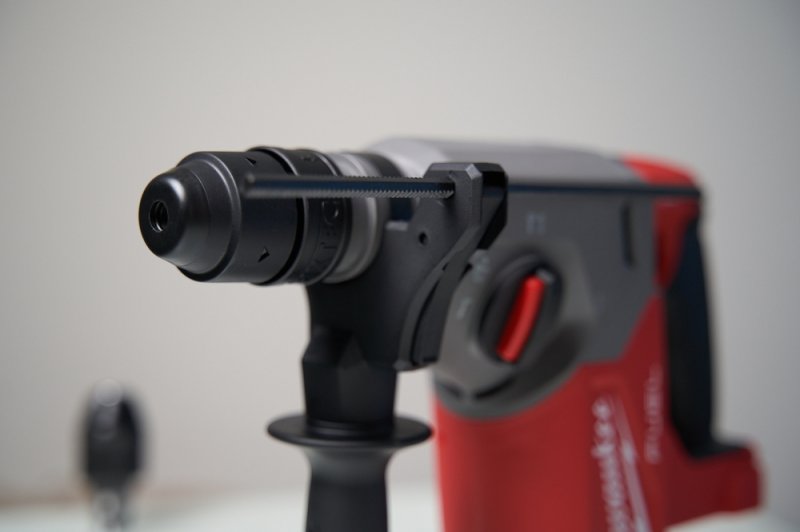 Máy khoan búa dùng pin 18V Milwaukee M18 FHX-0X0 (Chưa Pin & Sạc)