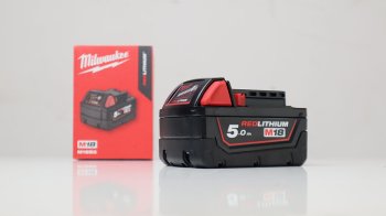 Pin Milwaukee 18V/5.0Ah REDLITHIUM-ION M18B5
