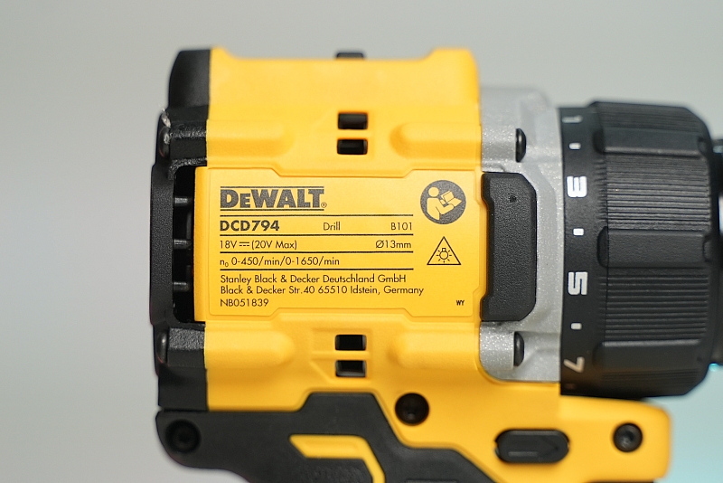 Thân máy khoan pin 20V Max Dewalt DCD794N-B1 (Atomic™)