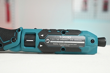 Máy vặn vít gập dùng pin Li-Ion 7.2V Makita TD023DSE (2 Pin, 1 Sạc)