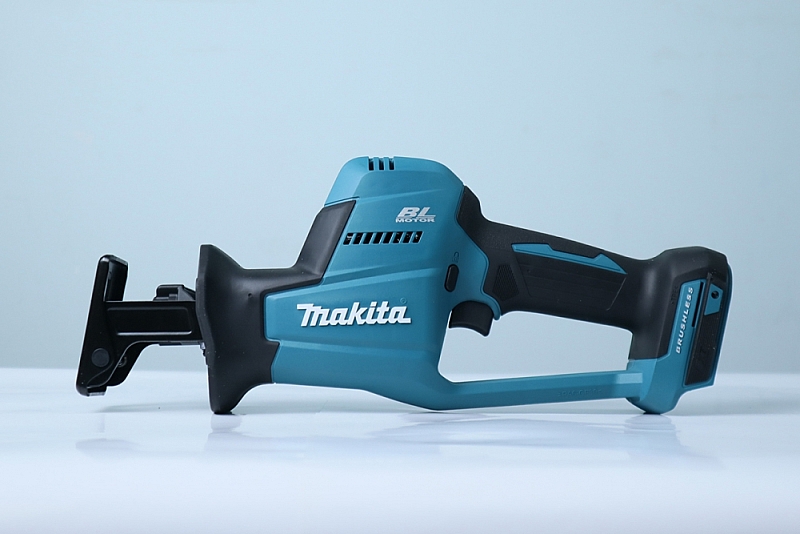 Máy cưa kiếm dùng pin 18V Makita DJR189Z (Chưa Pin & Sạc)