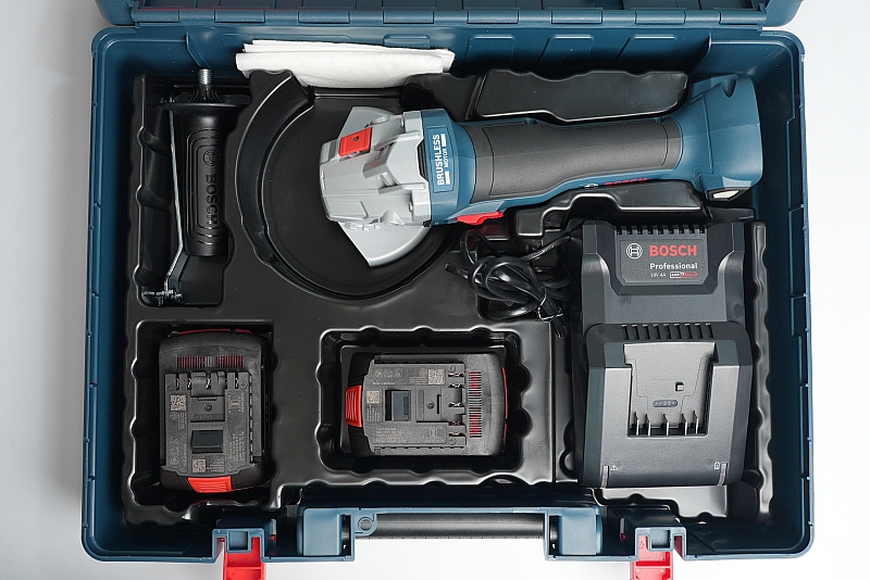100mm Máy mài góc dùng pin 18V Bosch GWS 18V-8 Set (2 Pin 4.0Ah, 1 Sạc)