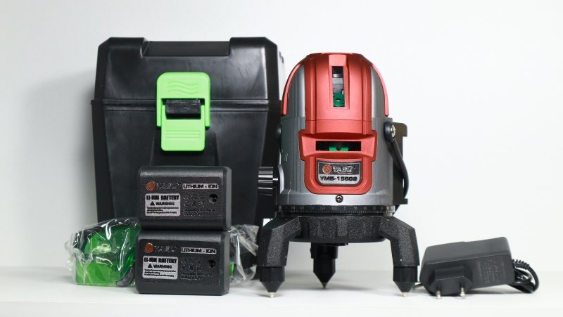 Máy cân bằng laser 5 tia xanh Yamasu YMS-155G2