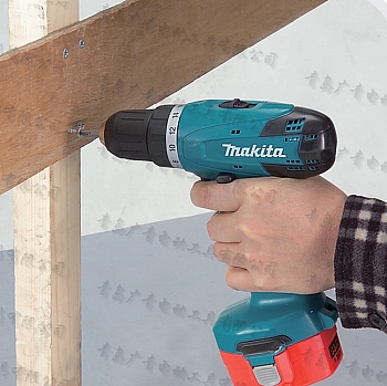 Máy khoan và vặn vít chạy Pin Makita DF330DSP1A