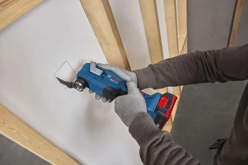 Máy Cắt Rung Pin 18V Bosch GOP18V-30 Starlock (SOLO)