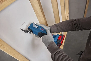 Máy Cắt Rung Pin 18V Bosch GOP18V-30 Starlock (SOLO)