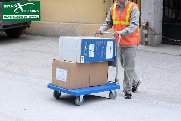 Cách xử lý khi bánh xe đẩy kéo hàng bị hư