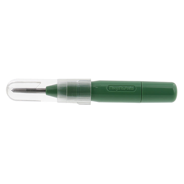 Đục lấy dấu tự động thân võ nhựa cứng Niigata seiki AP-M