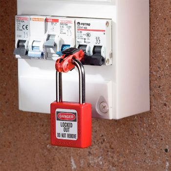 Khóa CB điện Master Lock  S2390