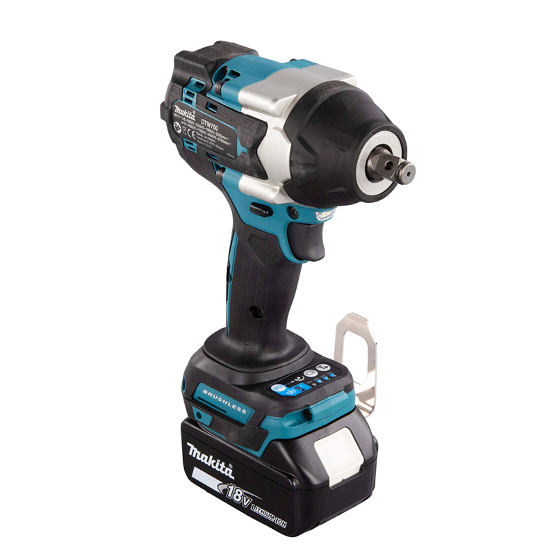 Máy siết bu lông dùng pin 18V Makita DTW700Z (Chưa Pin & Sạc)