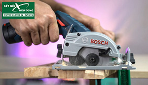 [Review] Máy Cưa Đĩa Bosch GKS 12V-Li: Nhỏ Gọn, Cắt Góc Đa Năng, Tích Hợp Nhiều Tiện Ích