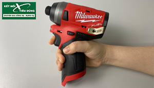 Có Nên Mua Máy Vặn Vít Dùng Pin Milwaukee M12 FID?