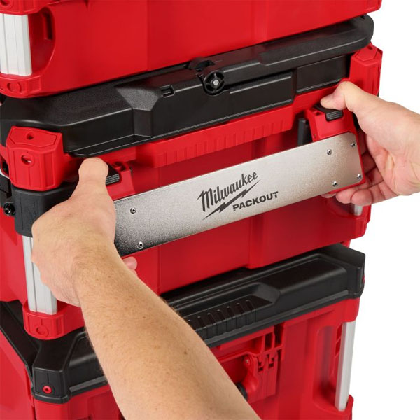 Giá treo dụng cụ Milwaukee PACKOUT™ 4932500147