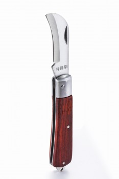 70mm Dao tuốt dây điện lưỡi cong cán gỗ SATA 03110