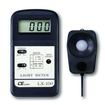 Máy đo ánh sáng/tia cực tím Lutron LX-100F