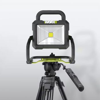 Đèn LED dùng pin 20V Worx WU026.9 (Chưa Pin & Sạc)