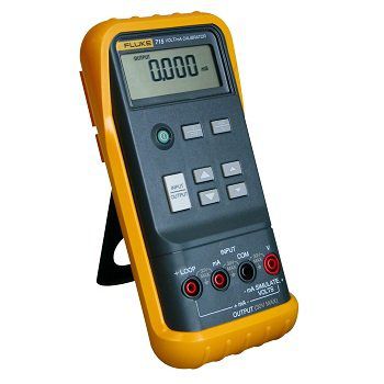 Máy phát điện áp và dòng chuẩn Fluke-715