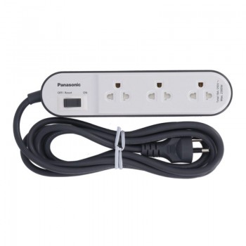 Ổ cắm điện 3m Panasonic WCHG24332W (2300W, Loại 3 ổ cắm)