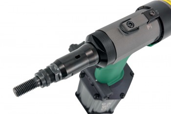 Súng bắn đinh tán thủy lực khí nén Sata 02765 (M3-M12)