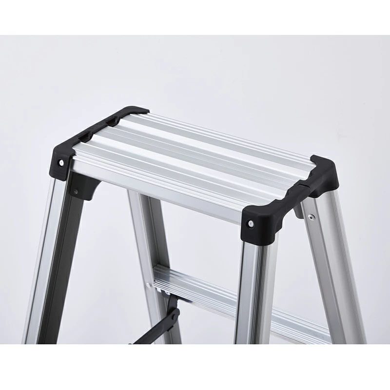 Thang nhôm ghế 4 bậc Hasegawa RZ-12C