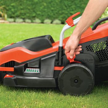 Máy cắt cỏ Blach & Decker EMAX34S-B1