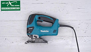 Nên chọn máy cưa lọng thương hiệu Bosch hay Makita?