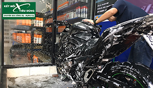 Những lưu ý khi tự rửa xe côn tay tại nhà Anh Em Biker cần nằm lòng