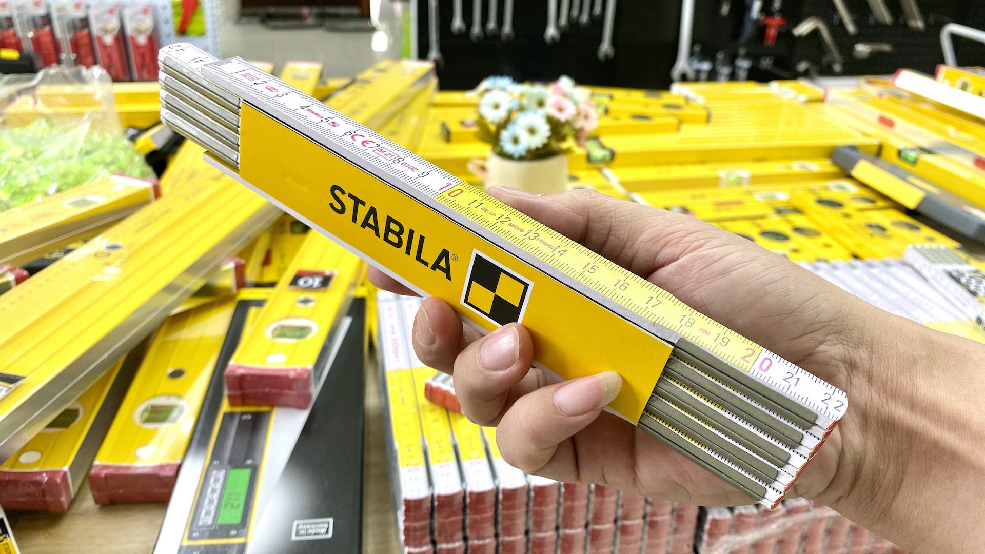 Thước xếp bằng gỗ sồi, hệ mét, 10 đoạn 2m Stabila Germany 01128