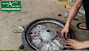 Kinh nghiệm tự thay vỏ xe máy đúng chuẩn và nhanh chóng mọi Anh Em cần biết