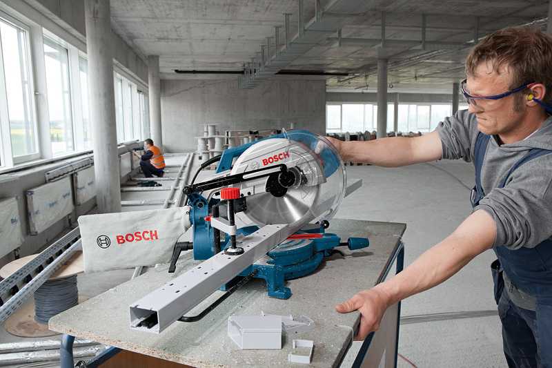 Máy cắt sắt Bosch GCO 200 và những lợi ích tuyệt vời