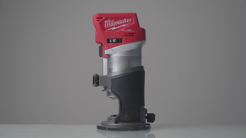 Máy phay dùng pin 18V 1/4" Milwaukee M18 FTR