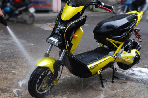Quy trình tự rửa xe đạp điện - xe máy điện tại nhà