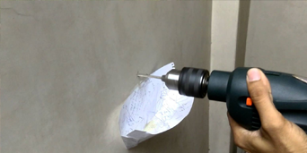 Mẹo đơn giản giúp khoan tường không bị vung vãi
