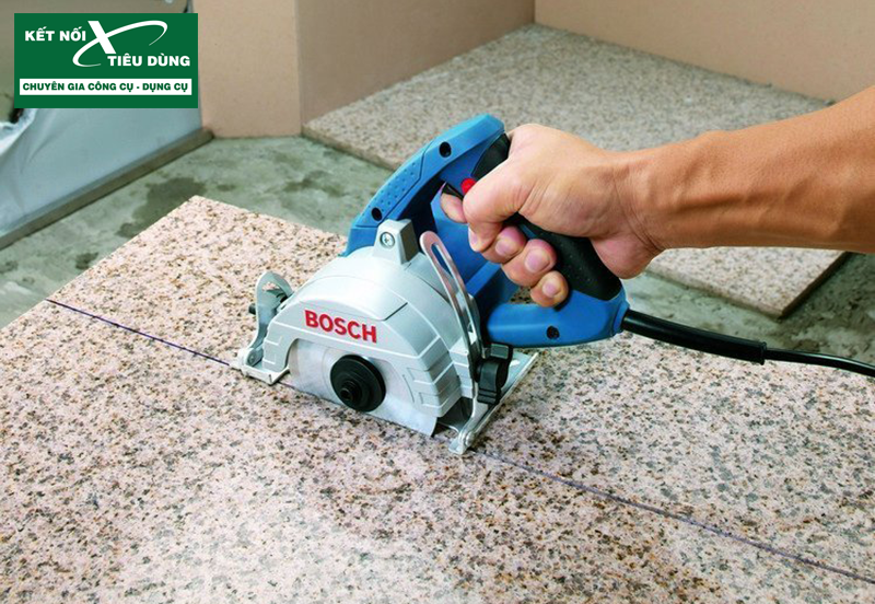 Sử dụng máy cắt gạch để cắt bê tông có được không ?
