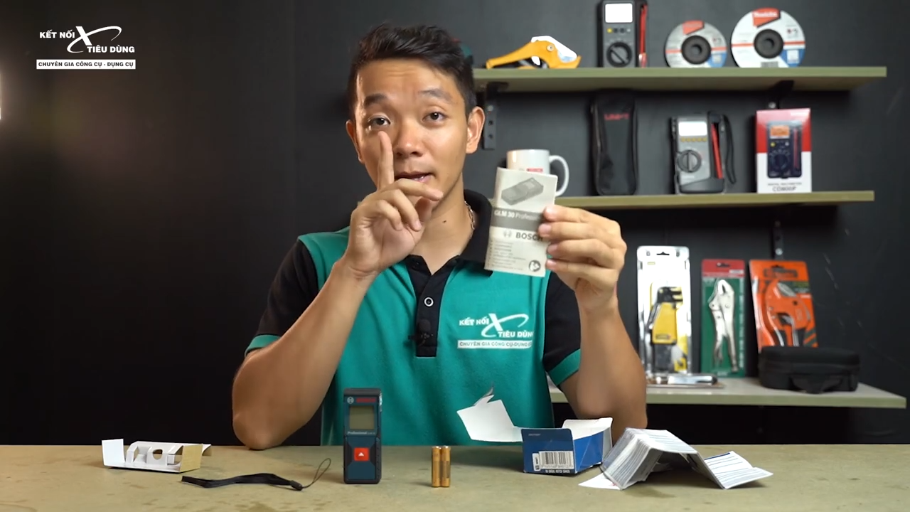[Review] M&aacute;y Đo Khoảng C&aacute;ch Laser Bosch GLM 30: Nhỏ Gọn, Đo Ch&iacute;nh X&aacute;c 30m - trọn bộ sản phẩm