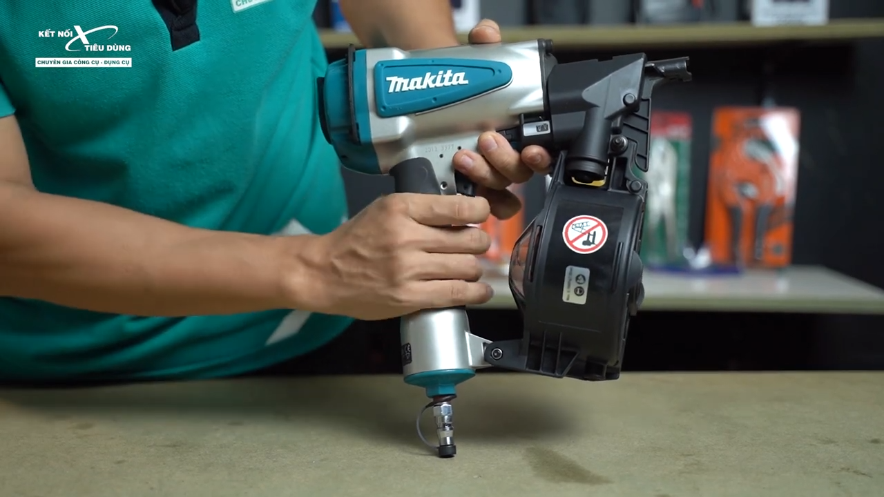 [Review] Thử M&aacute;y Bắn Đinh Cuộn Makita AN560: Mạnh, Nhanh, An To&agrave;n, Bắn Ngọt - thiết kế