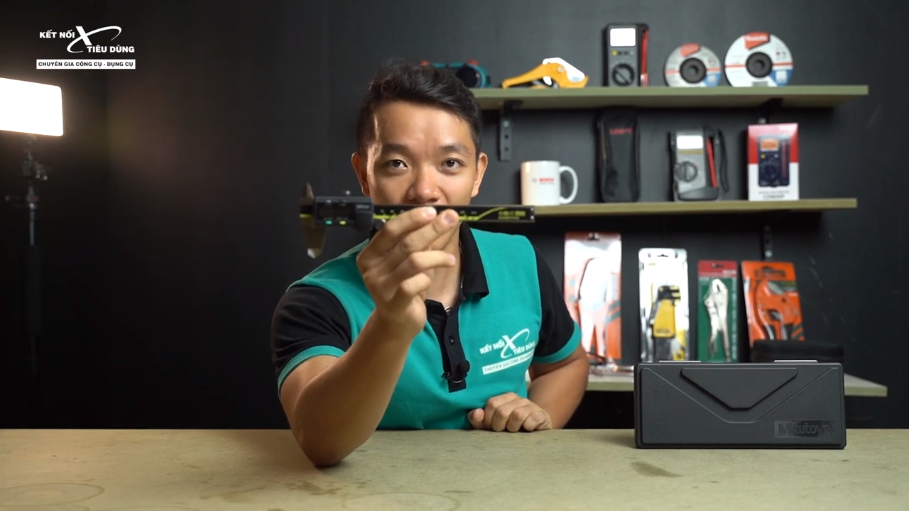 [Review] Thước Cặp Điện Tử Mitutoyo 500-196-30: Ch&iacute;nh X&aacute;c Đến 0.01mm - review